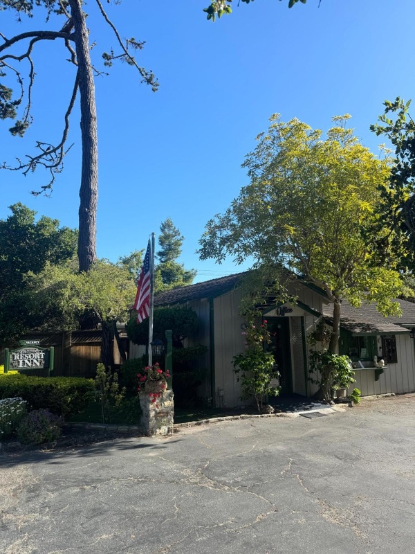 Carmel Resort Inn Main image